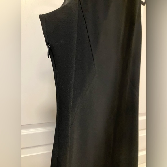 Bianca Nygård petite black dress - Picture 5 of 6